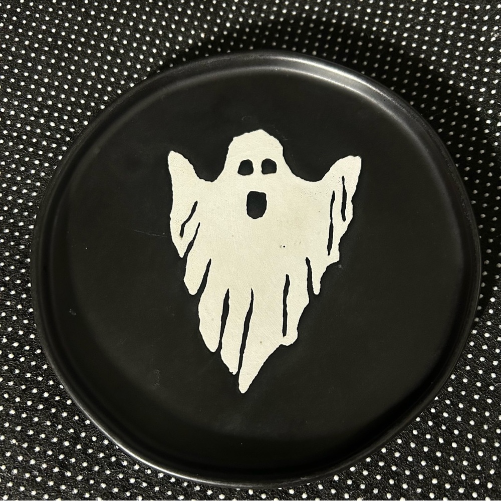 Threshold Black and Cream Stoneware Plate